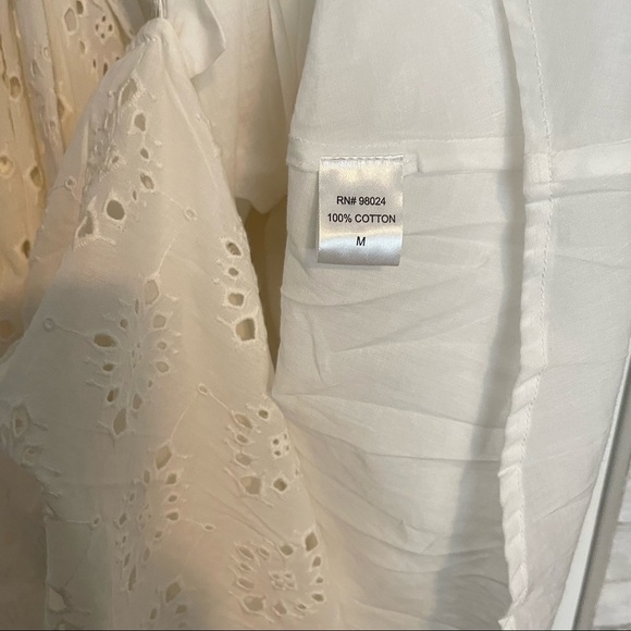 House of Harlow 1960 White eyelet button front puff sleeve midi dress - Picture 7 of 12